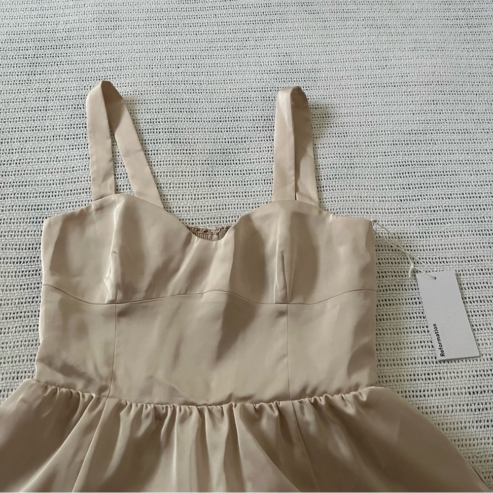 Reformation Hollyhock Dress in Champagne - Picture 6 of 13